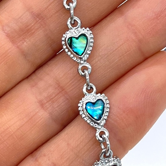 Heart Shapes Colored Bracelet - Picture 5 of 5